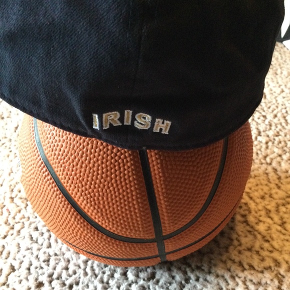 University of Notre Dame Hat/Cap - Picture 4 of 6